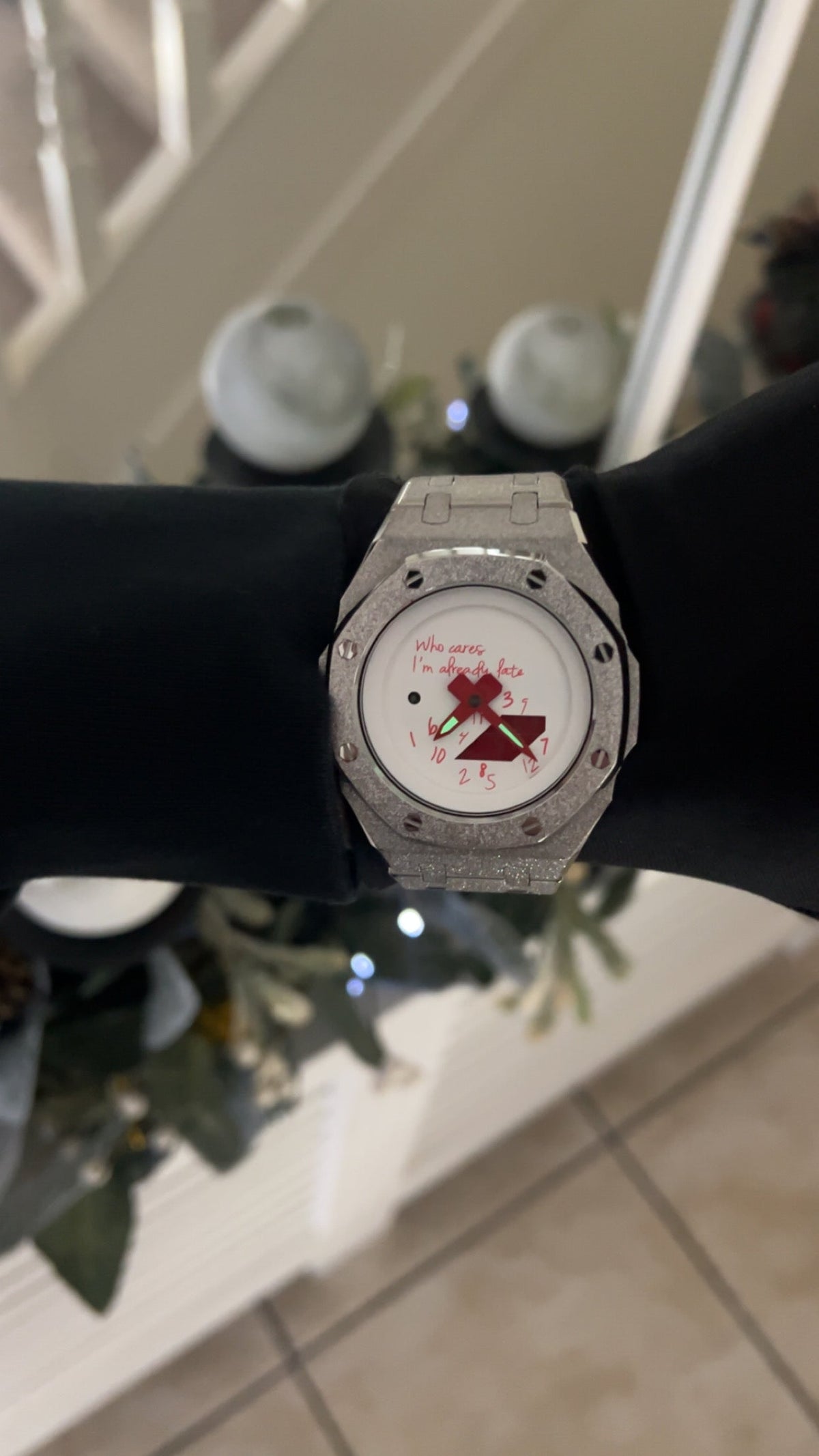 Late Edition Frosted Red